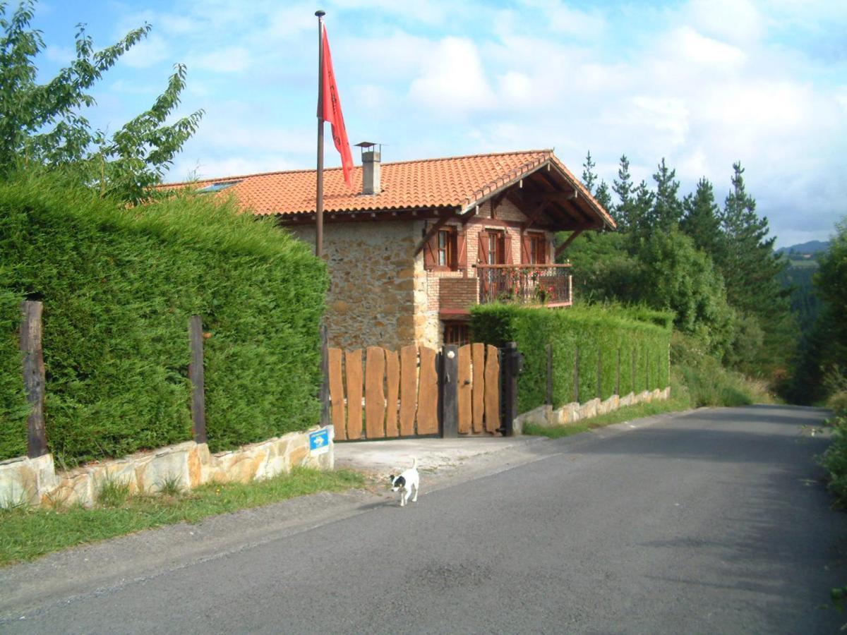 Albergue Eskerika Exclusivo Peregrinos Esquerica Exterior photo